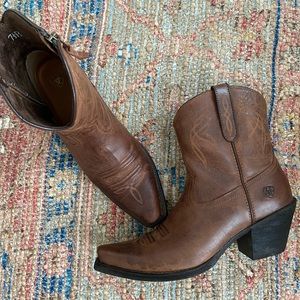 Ariat Lovely Western Boots
